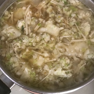 丸岡の水餃子で潰し水餃子スープ